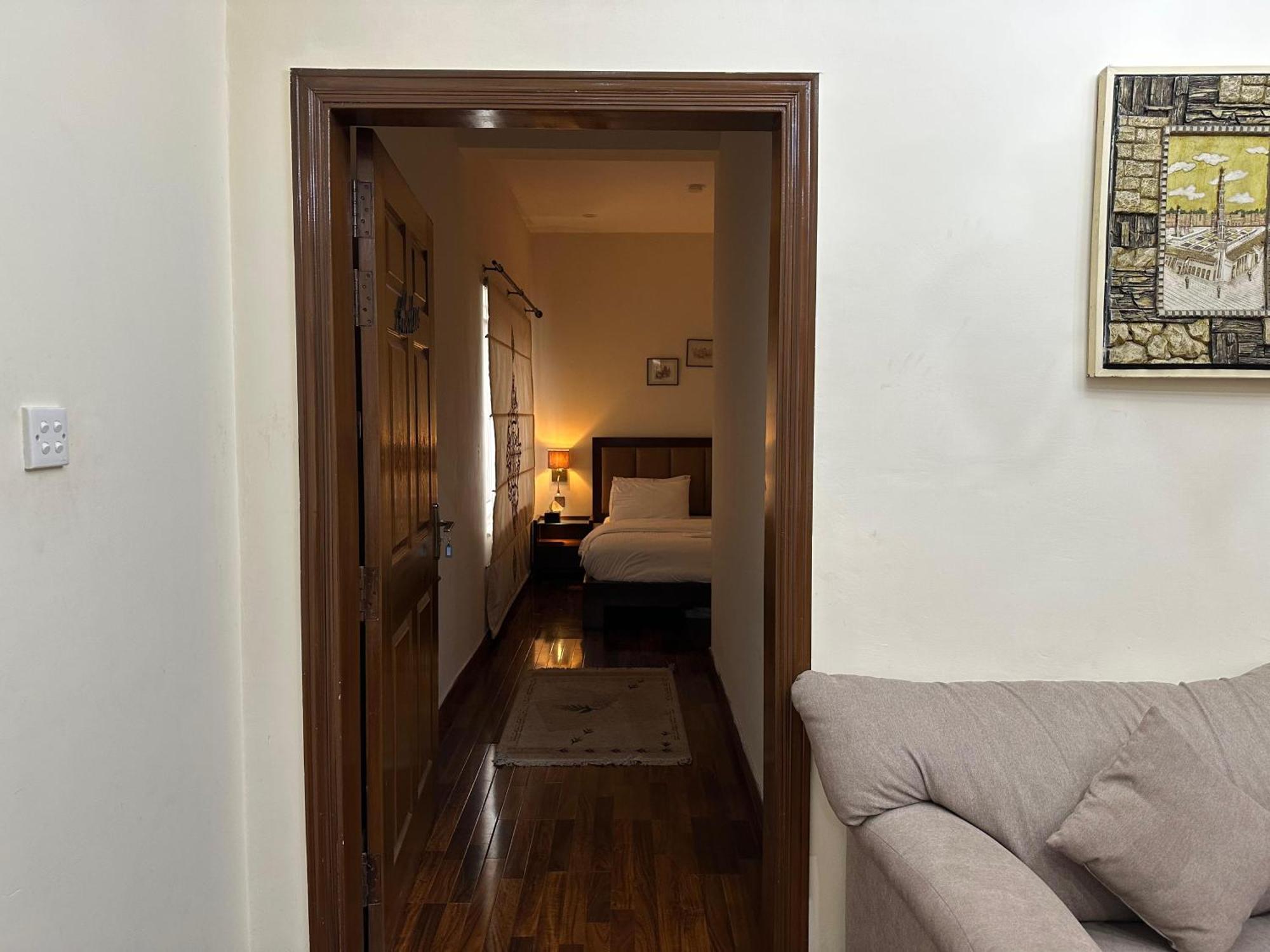 מורי Sarah'S Lodge מראה חיצוני תמונה