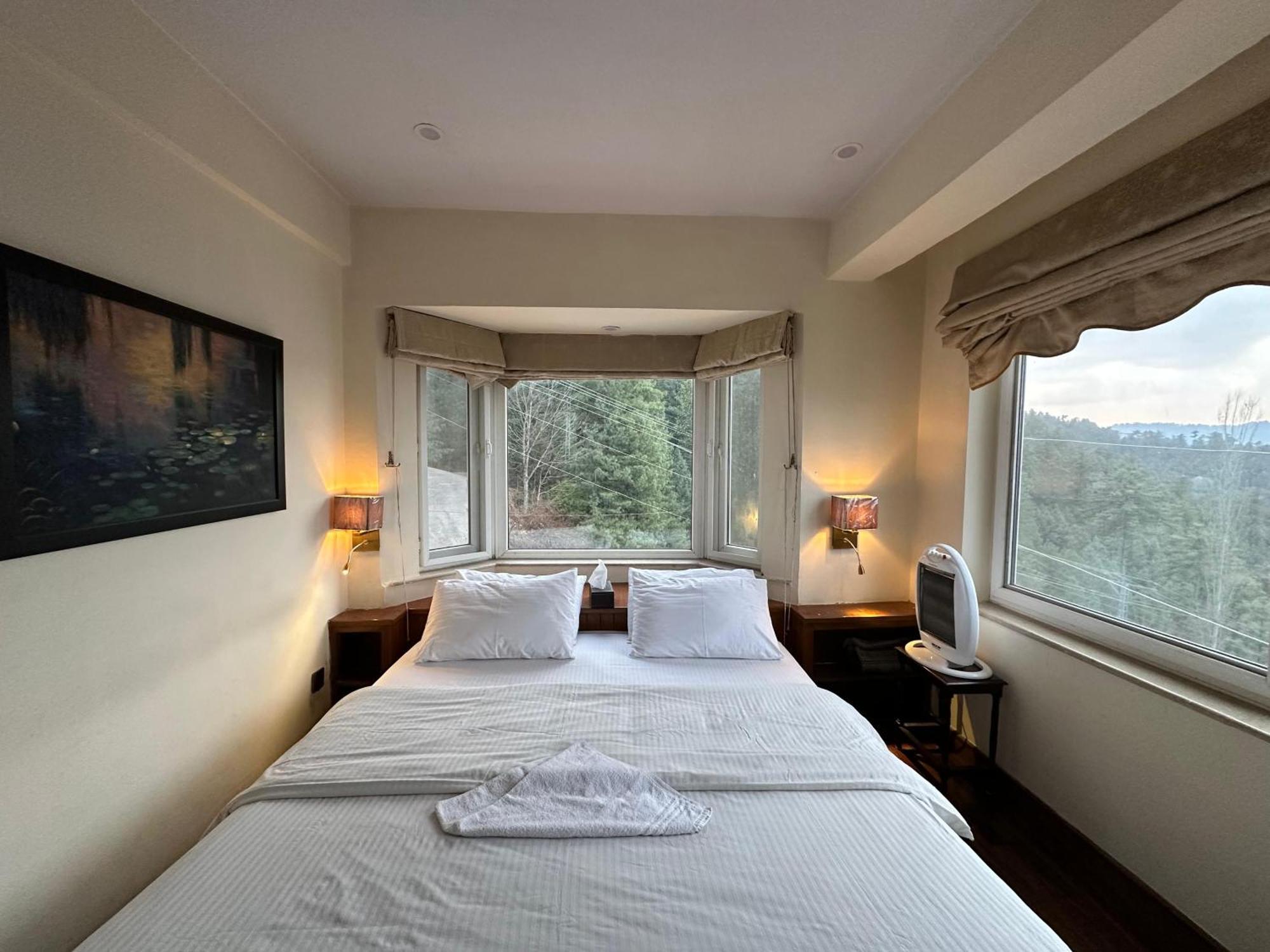 מורי Sarah'S Lodge מראה חיצוני תמונה